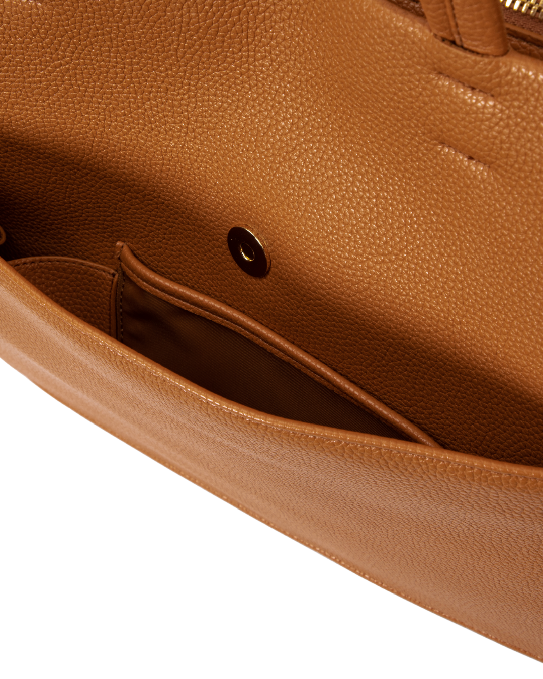 The Daily Travel Tote